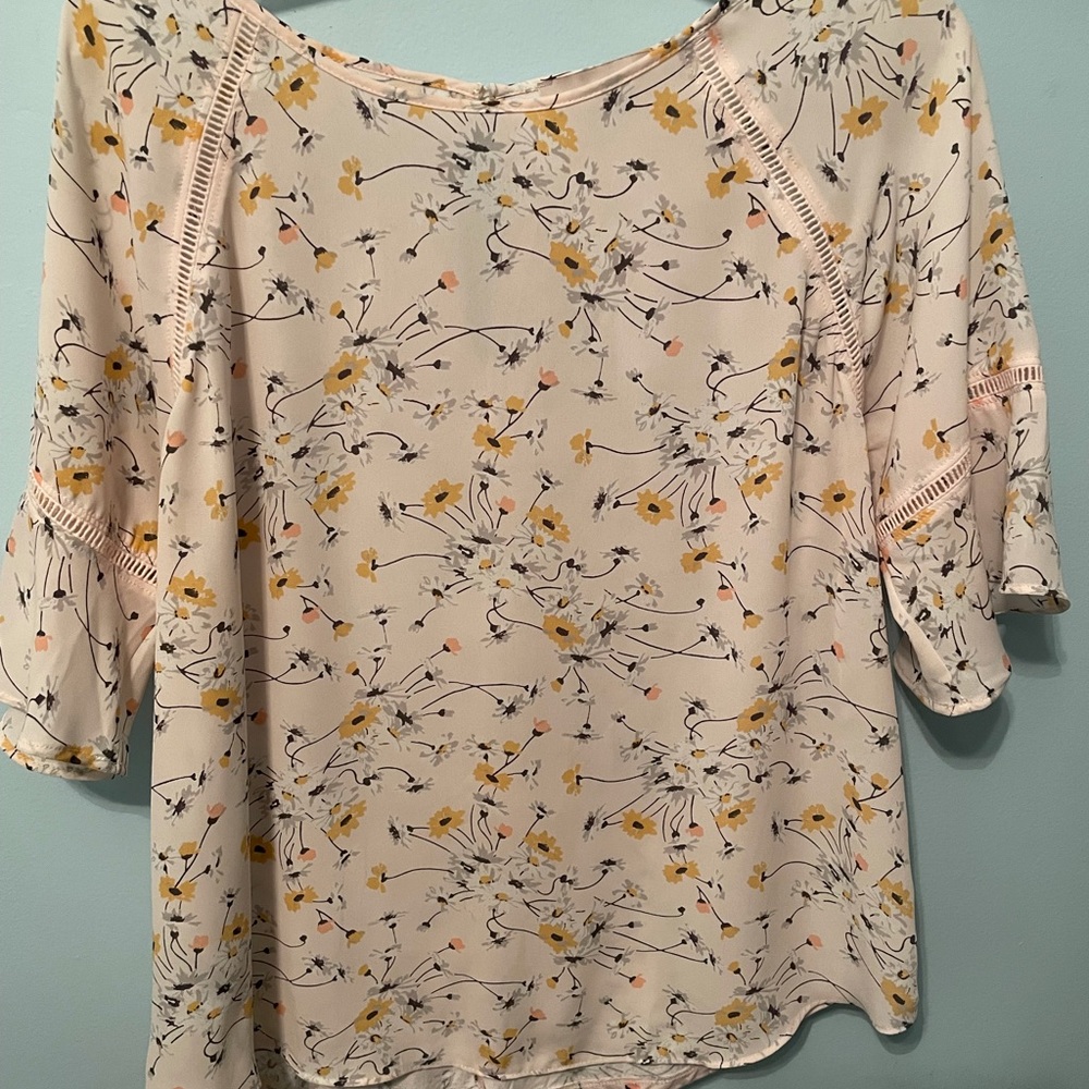 LOFT Soft Pink Floral Top